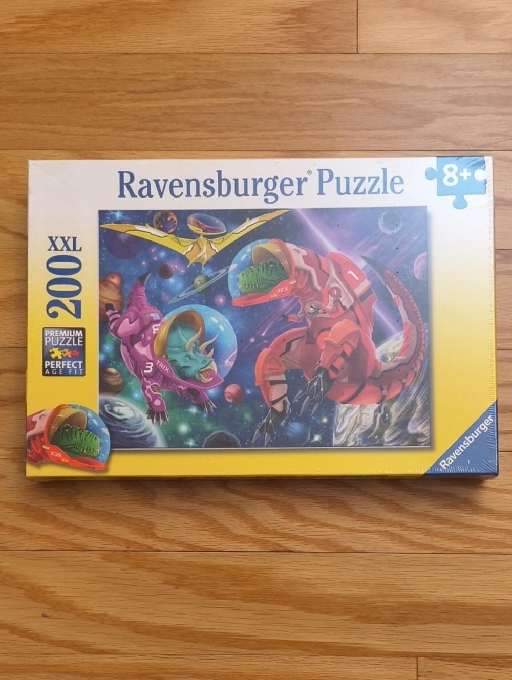 Ravensburger Space Dinosaurs Puzzle 200 Pcs Ages 8+ NWT